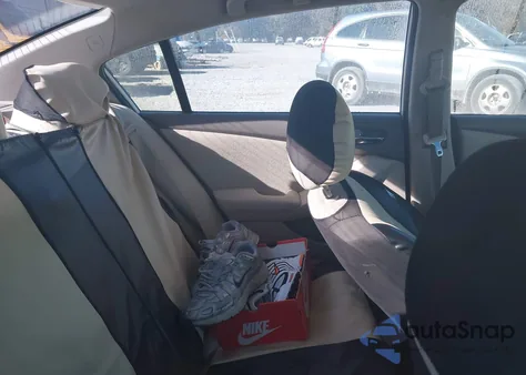 2011 Nissan Altima 2.5 S z USA, uszkodzony, nr VIN 1N4AL2AP0BN510105